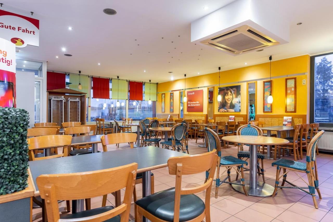 Serways Hotel Hoesel Ratingen Esterno foto