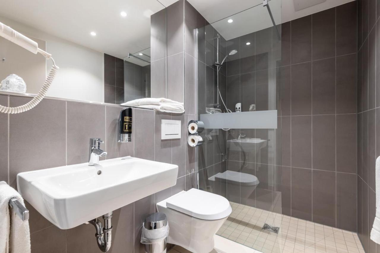 Serways Hotel Hoesel Ratingen Esterno foto