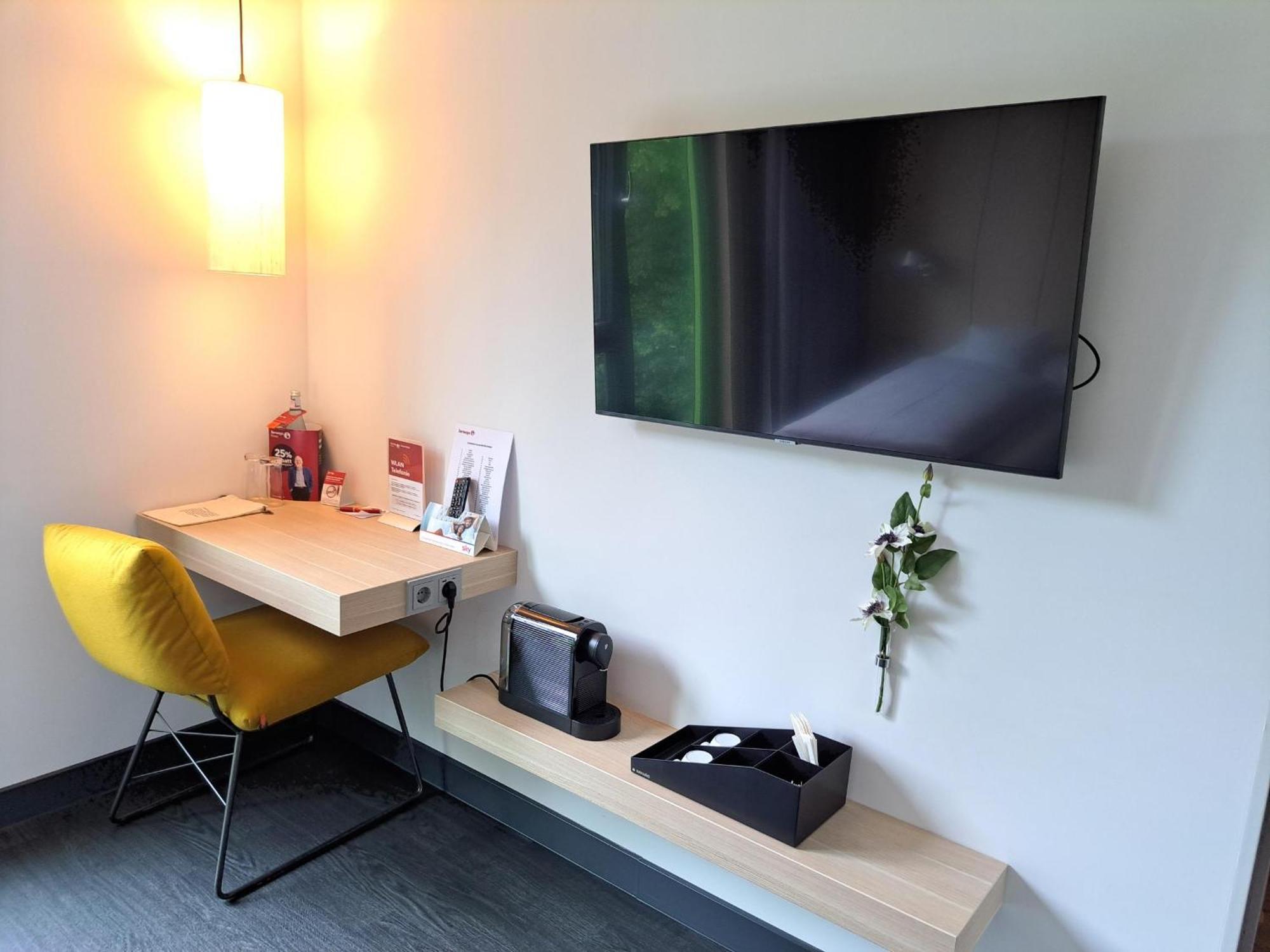 Serways Hotel Hoesel Ratingen Esterno foto